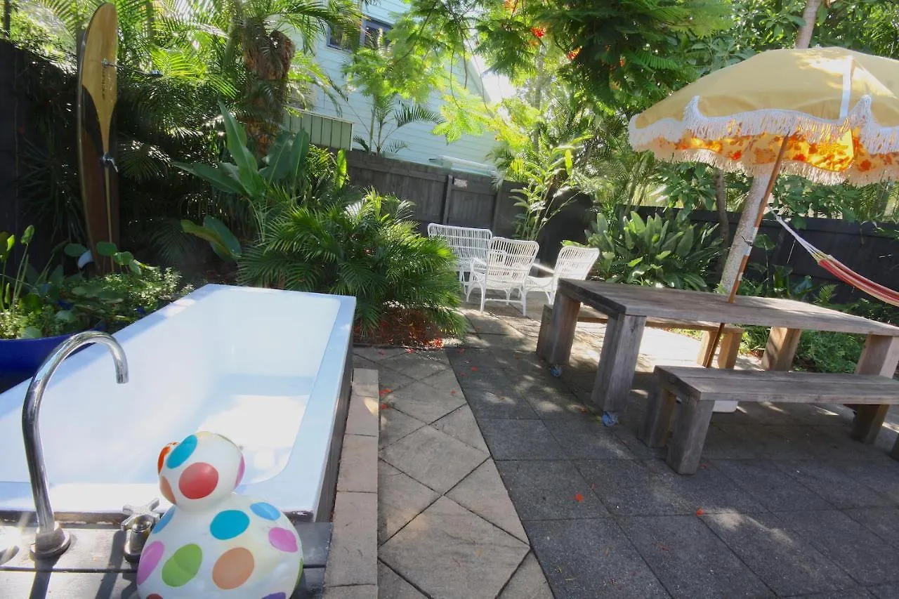 Gidget'S Surf Shack Villa Byron Bay